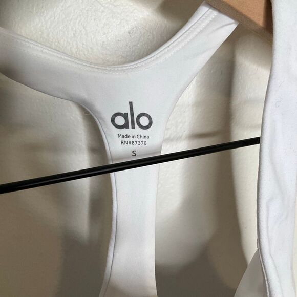 Alo Yoga Sleek Back Bodysuit - Picture 6 of 10